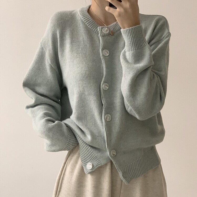 폭닥함의 정석 아방핏 겨울 라운드 단추 긴팔 오버핏 니트 가디건 민트