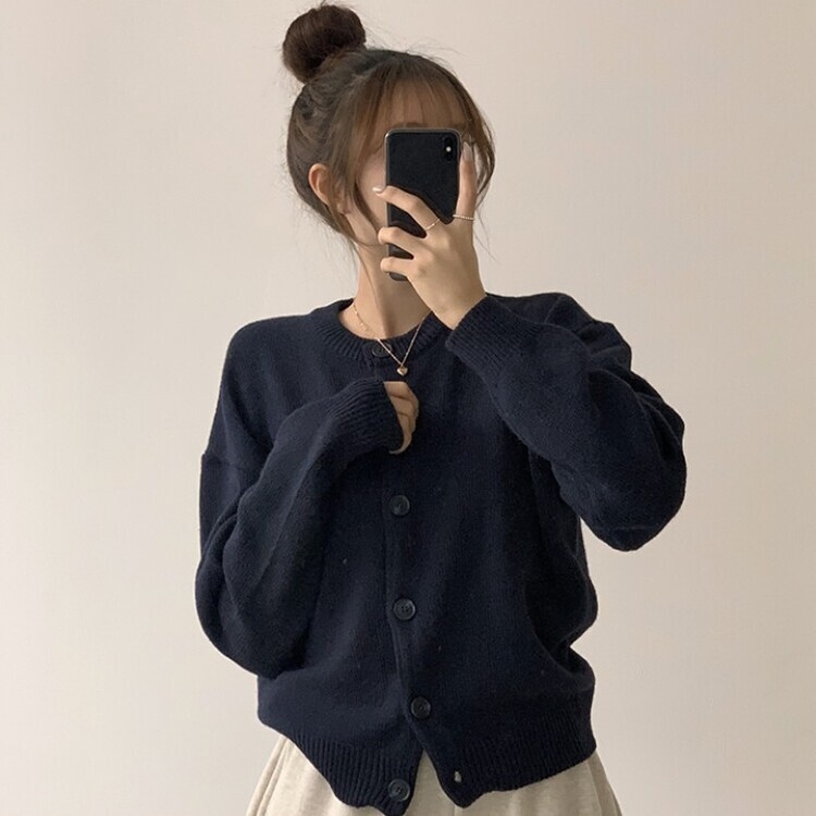 폭닥함의 정석 아방핏 겨울 라운드 단추 긴팔 오버핏 니트 가디건 네이비