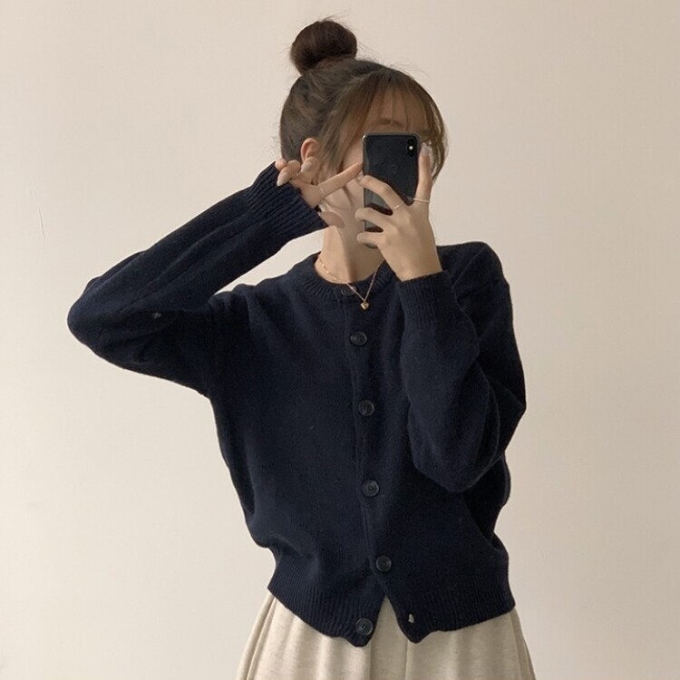 폭닥함의 정석 아방핏 겨울 라운드 단추 긴팔 오버핏 니트 가디건 네이비
