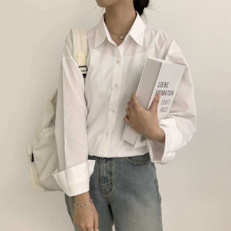 편하게 입어지는 비타민 박시핏 셔츠 아이보리