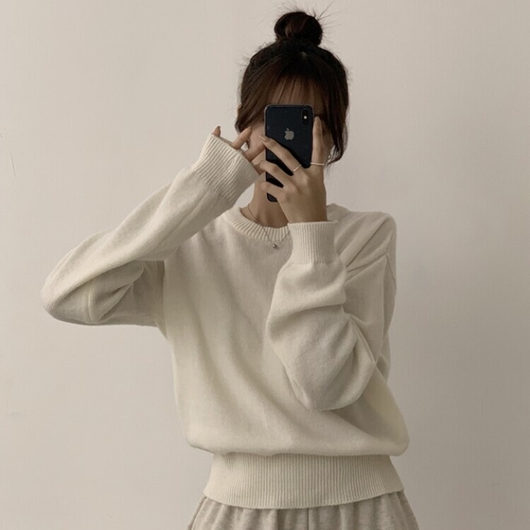 에리카 봄옷 라운드 램스울 긴팔 허리잘록 무지 데일리 베이직 오버핏 니트 아이보리