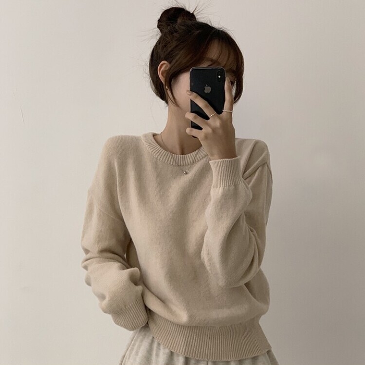 에리카 봄옷 라운드 램스울 긴팔 허리잘록 무지 데일리 베이직 오버핏 니트 베이지