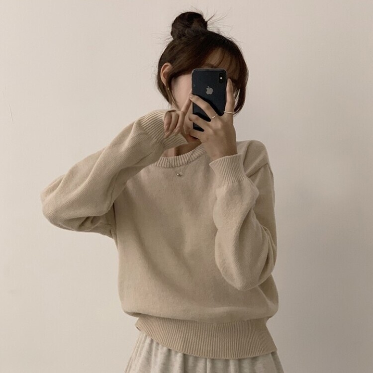 에리카 봄옷 라운드 램스울 긴팔 허리잘록 무지 데일리 베이직 오버핏 니트 베이지