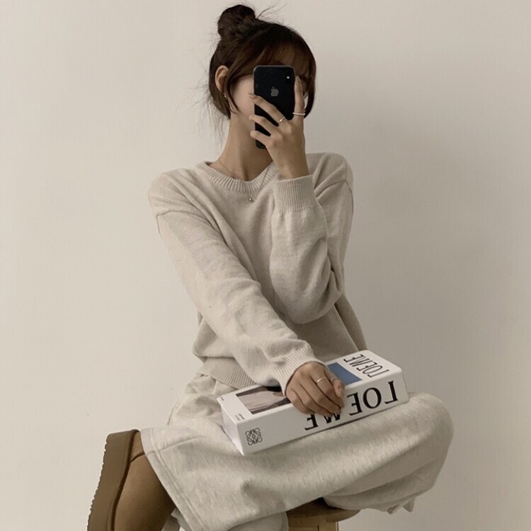 에리카 봄옷 라운드 램스울 긴팔 허리잘록 무지 데일리 베이직 오버핏 니트 오트그레이