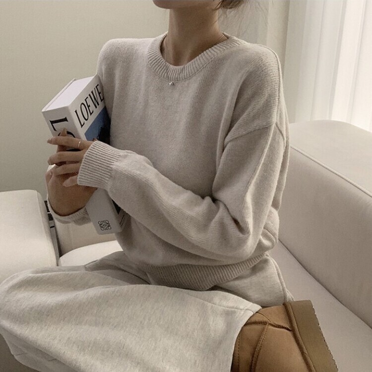 에리카 봄옷 라운드 램스울 긴팔 허리잘록 무지 데일리 베이직 오버핏 니트 오트그레이