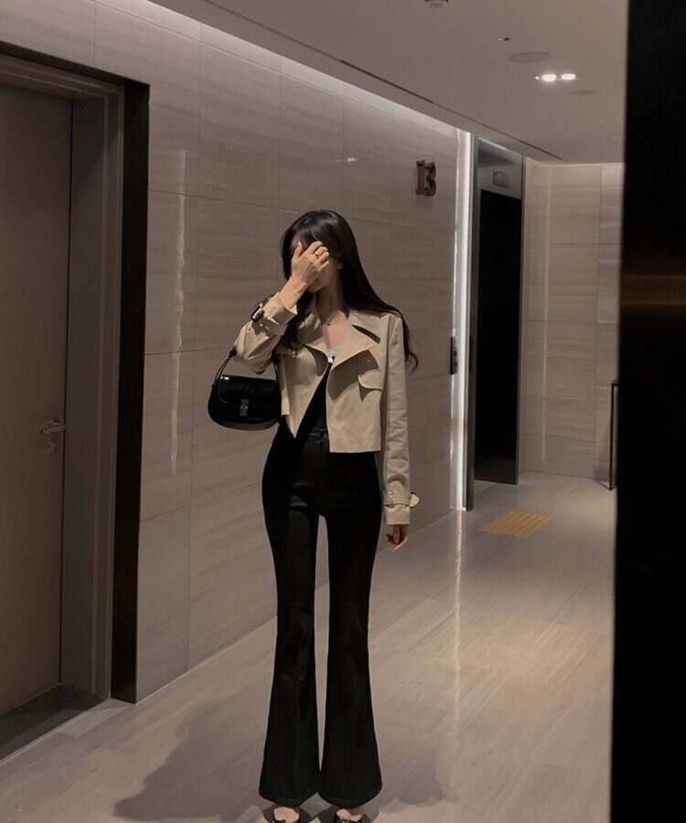 センタープレスブーツカットパンツ BLACK