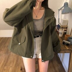 オーバーフィットフードウィンドブレーカー KHAKI