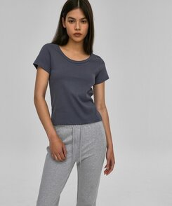 シンプルUネック半袖T Charcoal Blue