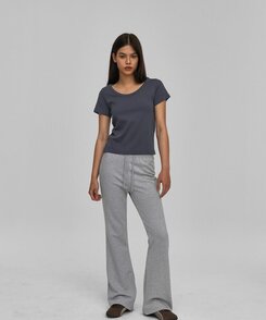 シンプルUネック半袖T Charcoal Blue