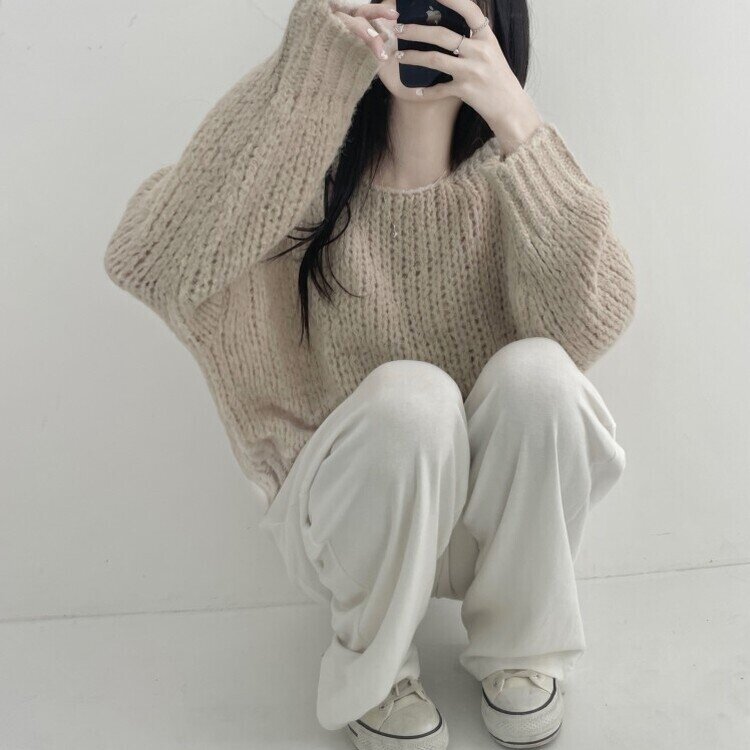 몽글몽글 알파카 울 베이직 루즈핏 니트 베이지