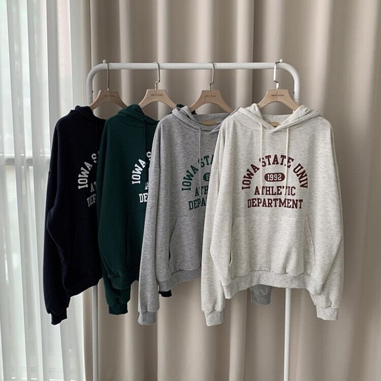 オーバーフィットレタリングカジュアルパーカー