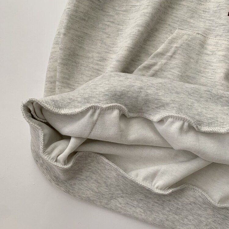 オーバーフィットレタリングカジュアルパーカー