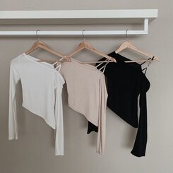 アンバランススリット長袖Tシャツ