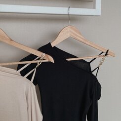 アンバランススリット長袖Tシャツ