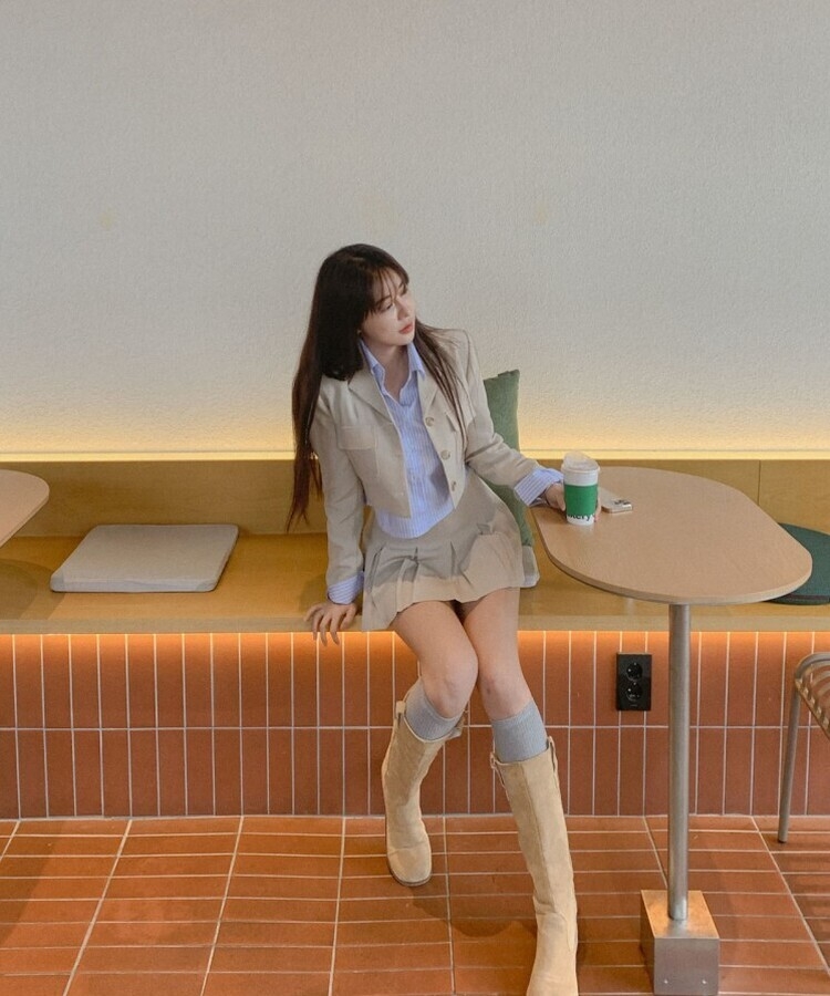 SET】クロップカラージャケット＋プリーツミニスカート