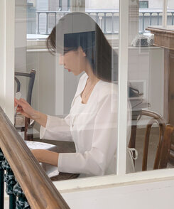 スクエアネック7分袖ブラウス Ivory