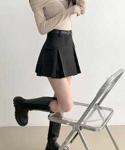 플리 카고 포켓 디테일 벨트 세트 플리츠 핀턱 미니스커트 블랙