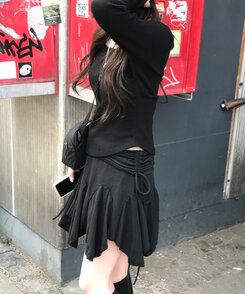 ベーシックリブスクエアスリムTシャツ BLACK