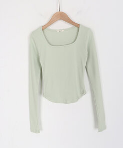 ベーシックリブスクエアスリムTシャツ