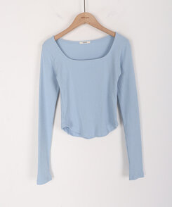 ベーシックリブスクエアスリムTシャツ