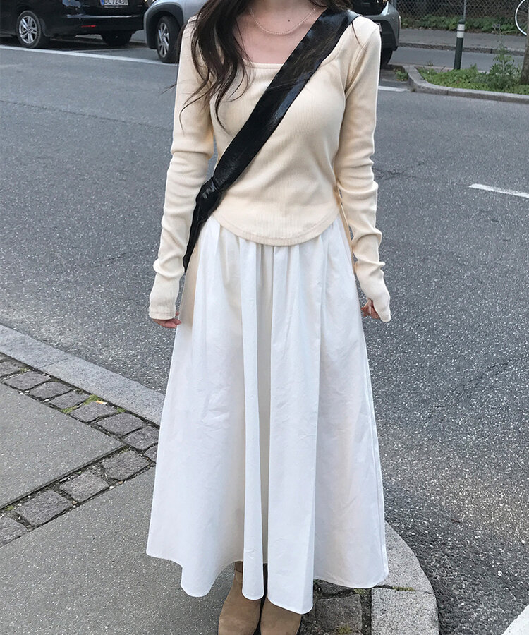 ベーシックリブスクエアスリムTシャツ CREAM BEIGE