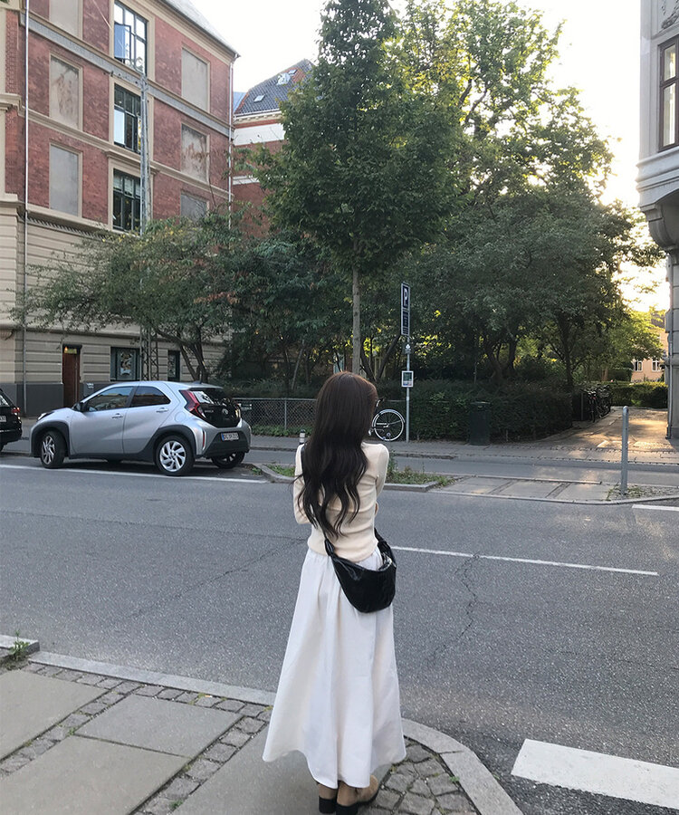 ベーシックリブスクエアスリムTシャツ CREAM BEIGE