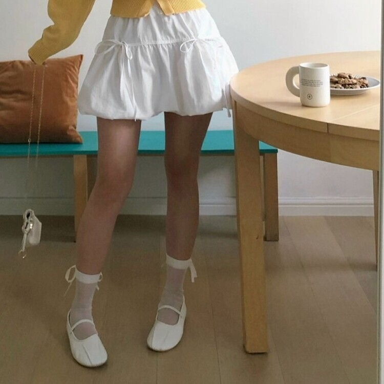 バンディングリボンナイロンバルーンミニスカート IVORY