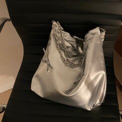 バッグ シルバーリボンチェーンショルダーバッグ