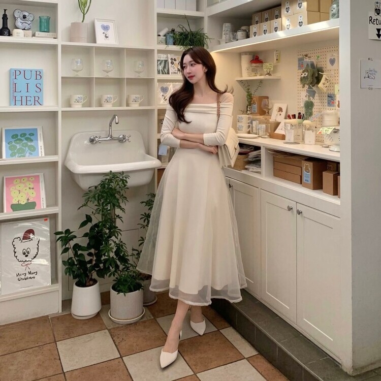 シャーリングアンバランスシフォンロングワンピース IVORY