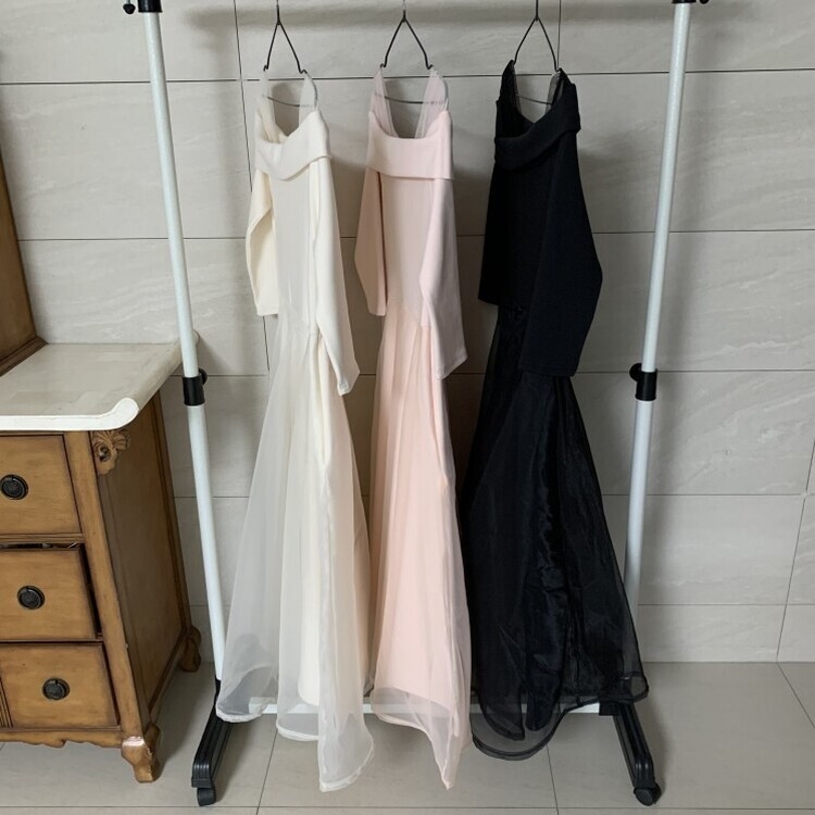 シャーリングアンバランスシフォンロングワンピース