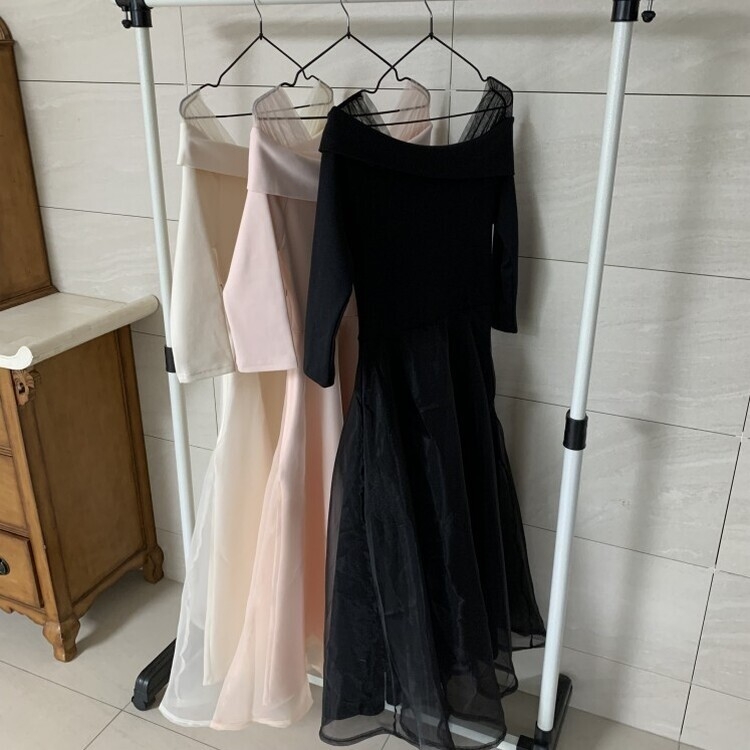 シャーリングアンバランスシフォンロングワンピース