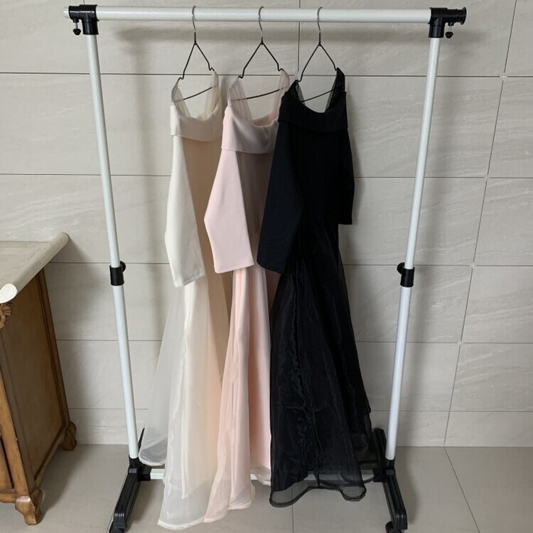 シャーリングアンバランスシフォンロングワンピース