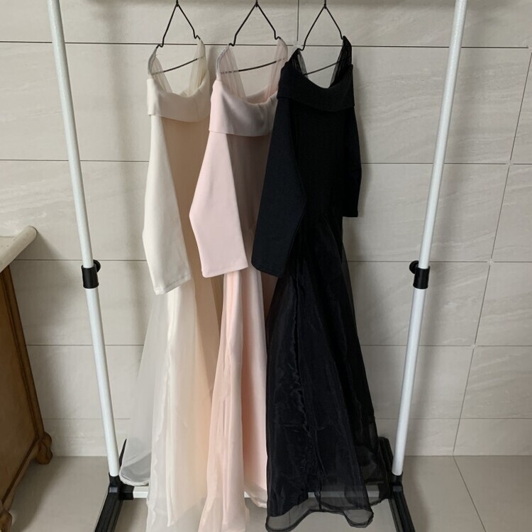 シャーリングアンバランスシフォンロングワンピース