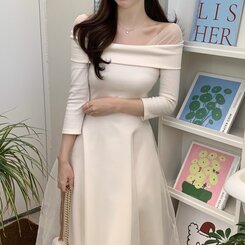 シャーリングアンバランスシフォンロングワンピース IVORY