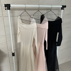 シャーリングアンバランスシフォンロングワンピース