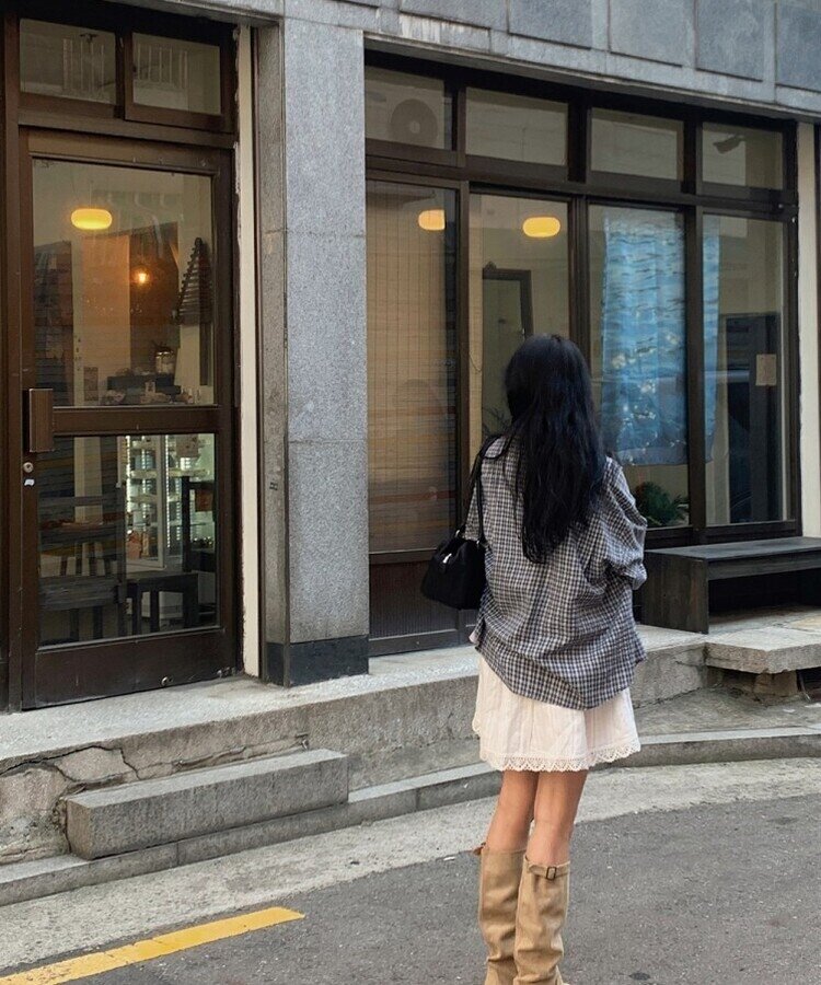スエードバックルブーツ BEIGE