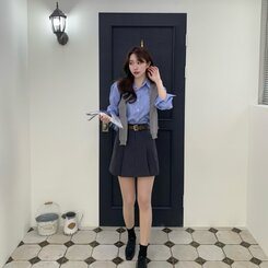 美品　miu miu ベルト付きミニスカート ☆Miu Miu☆バックロゴミニスカート オールシーズン活躍アイテム