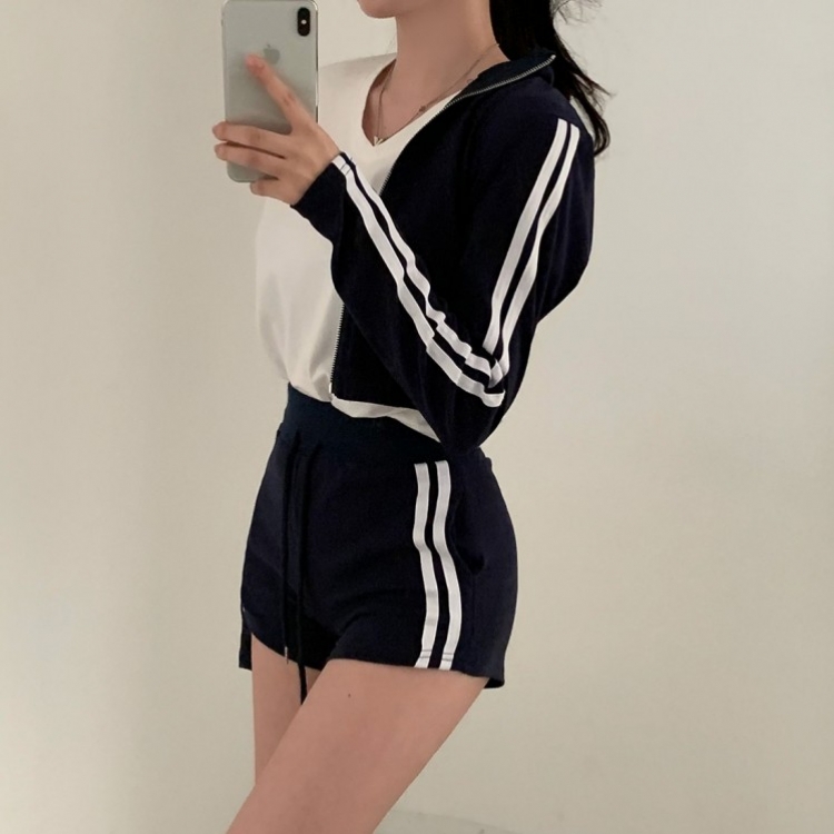 SET】クロップトップ ショートパンツトレーニングセット｜ツーピース