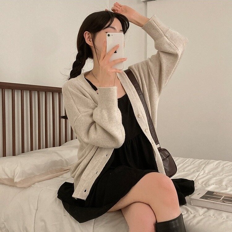 여리만능 브이넥 오버핏 베이직 긴팔 니트 가디건 오트그레이