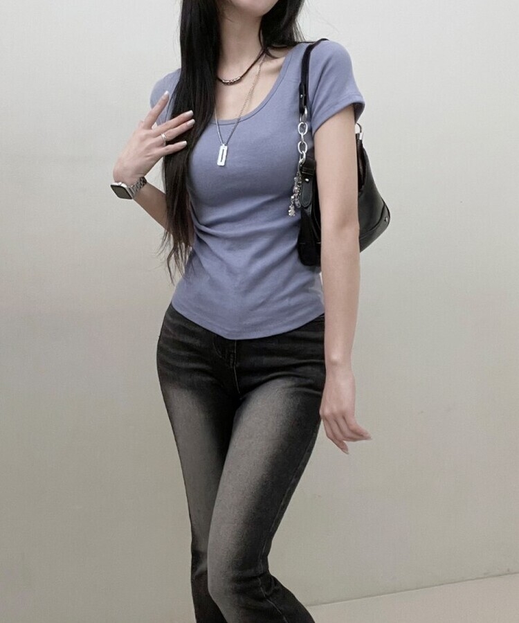 소프트무지랍빠유넥라운드슬림핏반팔티 진보라