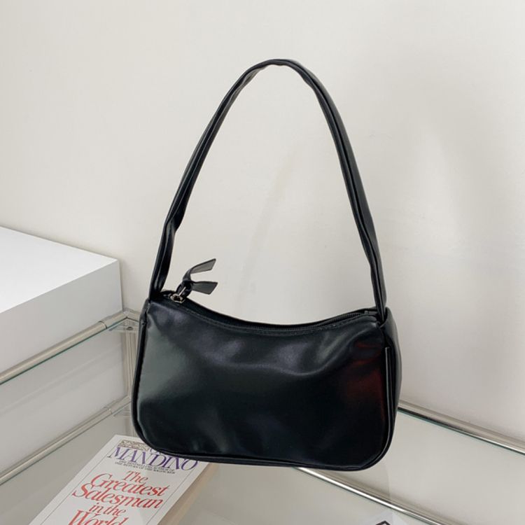エナメルレザーカラーショルダーバッグ6色 BLACK