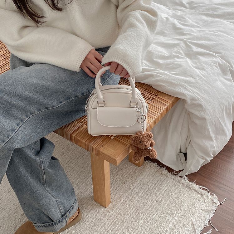 レザーツーウェイハンドバッグクロスバッグ IVORY