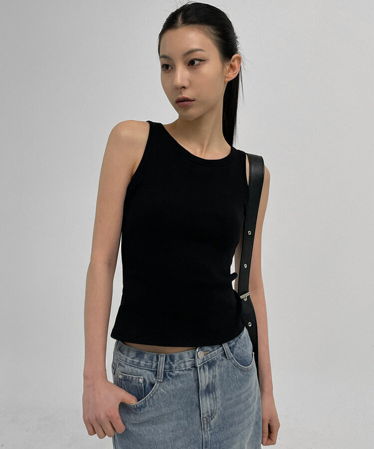 イージーベーシックカップ付きノースリーブ BLACK