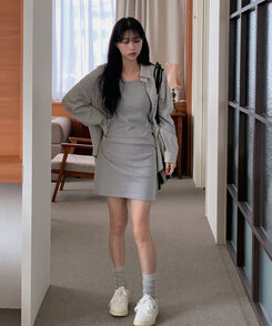 靴下・タイツ エアシースルーウォーマーニーソックス GRAY