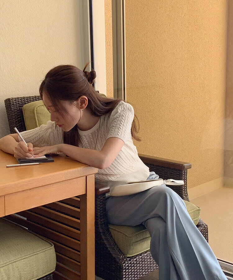 ケーブル編みシャーリング半袖ニット5色 WHITE