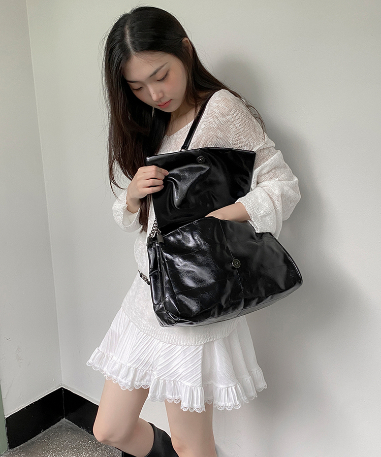 ボストンフェイクレザーチェーンショルダーバッグ｜バッグ｜韓国