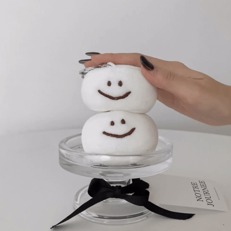 ドングリマシュマロバッグキーホルダー｜ファッション雑貨｜韓国