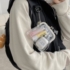 ファッション雑貨 シルバーバックルコインポーチ CLEAR