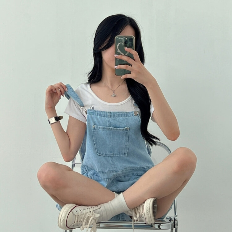 ポケットワイドデニムショートサスペンダージャンプスーツ