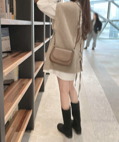 バッグ クルーズショルダーバッグ CAMEL